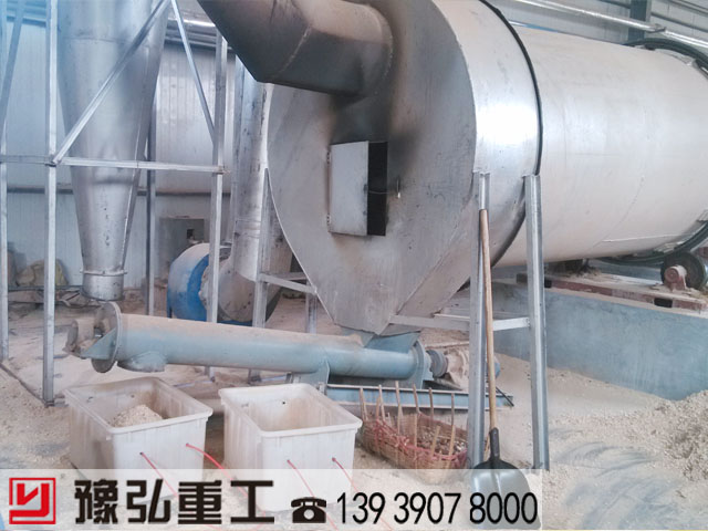 鋸末粉干燥設(shè)備加工現(xiàn)場 鋸末粉干燥設(shè)備加工現(xiàn)場