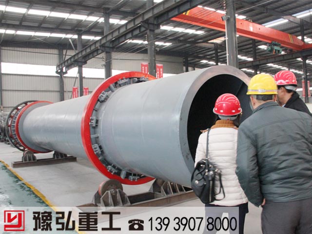 國外客戶參觀鎳精礦粉烘干機 國外客戶參觀鎳精礦粉烘干機